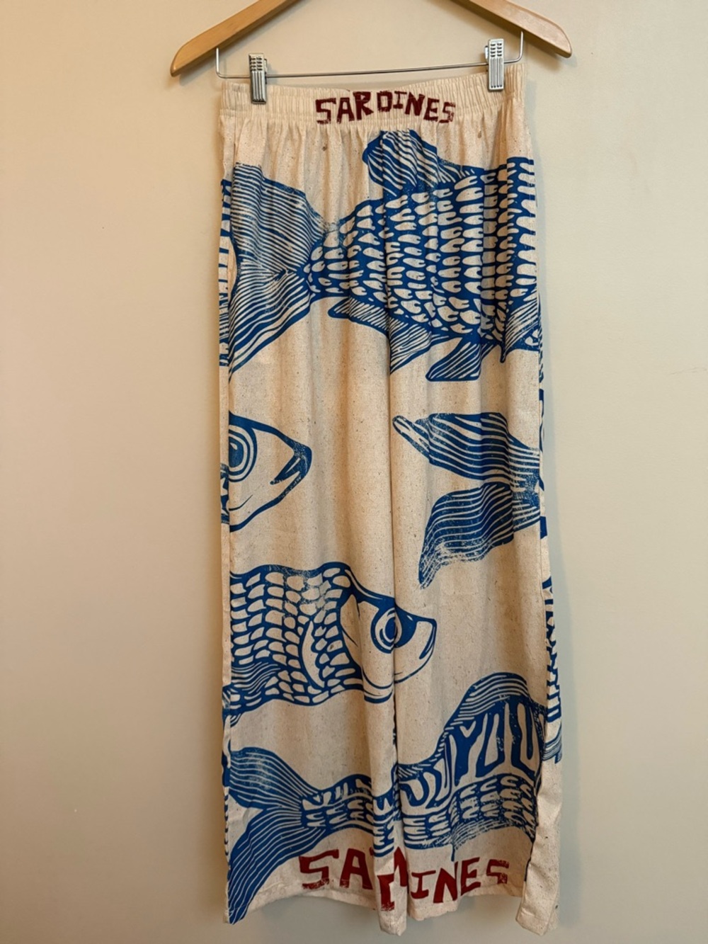 NWOT Sardines Printed Pants in Cream and Blue